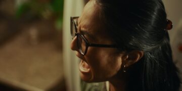 Tatiana Ashton screaming in short film Desync, directed by Minerva Navasca.