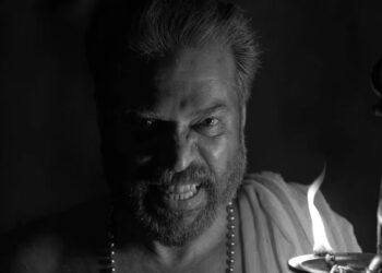Mammootty as Kodumon Potti growling in Bramayugam.