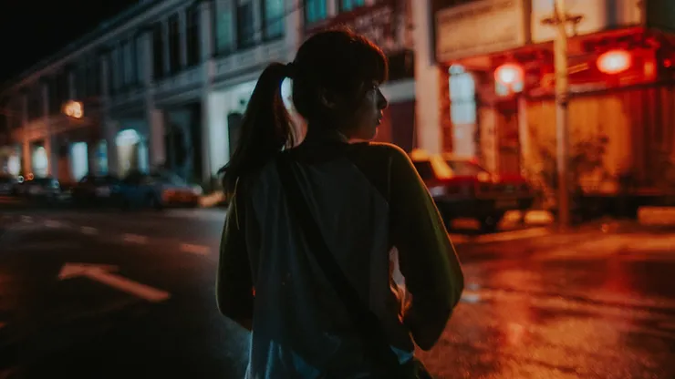 Please Hold The Line 请别挂断