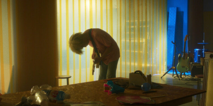 Film still from Plastic, directed by Daisuke Miyazaki.