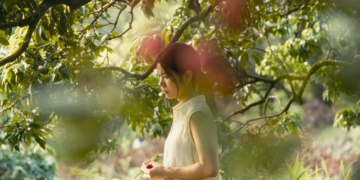 Film still from Borrowed Time with lead actress Lin Dongping