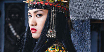 Utjung Tjakivalid as Alifu in Alifu, The Prince/ss