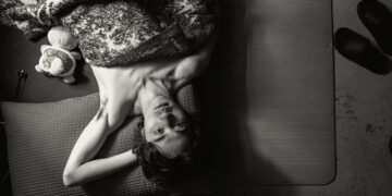 A black-and-white image of Jayden Cheung as the unnamed protagonist in Jun Li's Queerpanorama