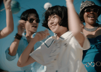 Yui Suzuki in Renoir.